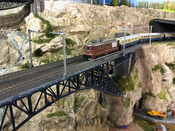 BLS auf der Bietschtalbrcke
